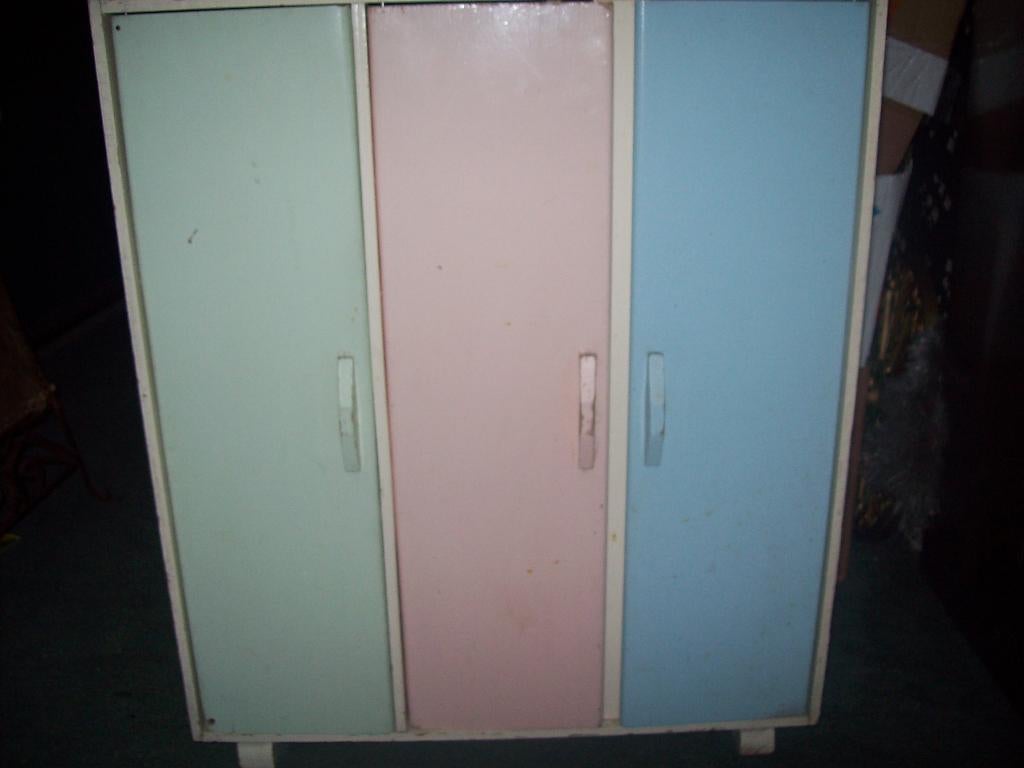 Vintage Kastje voor poppenkleren, Kinderen en Baby's, Speelgoed | Poppen, Ophalen, Gebruikt, Overige typen