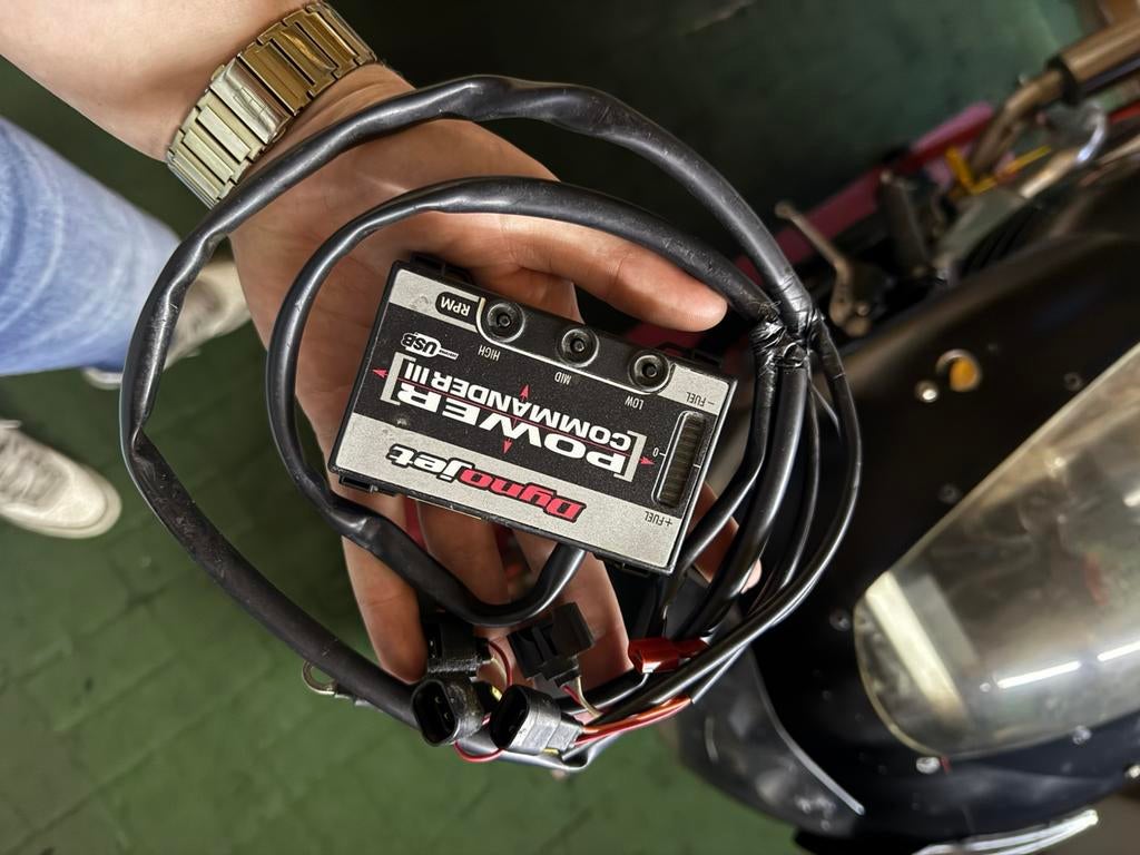 Power commander 3 aprilia rsv mille, Auto diversen, Autospeakers, Ophalen of Verzenden, Zo goed als nieuw