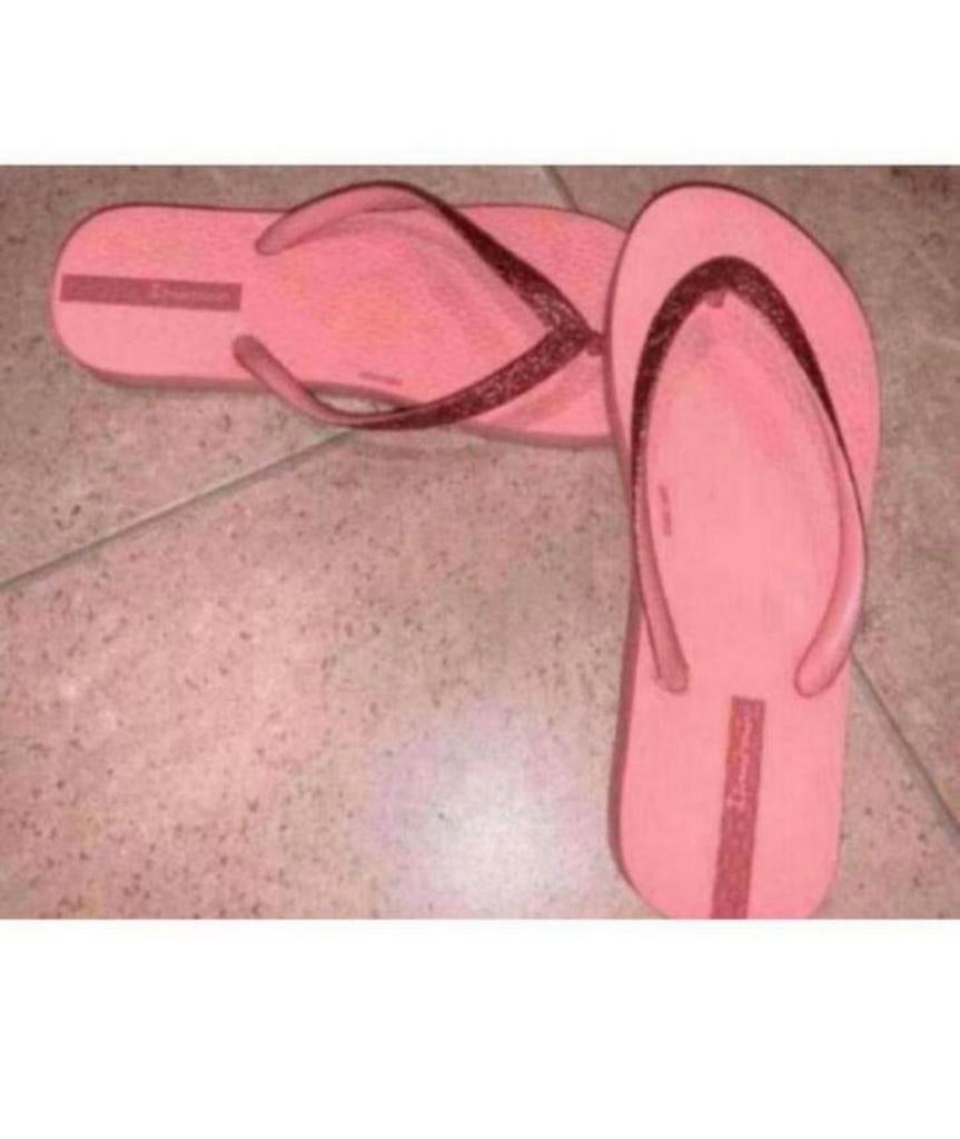 Ipanema teenslippers roze glitter - maat 33, Ophalen of Verzenden, Gedragen, Roze, Slippers