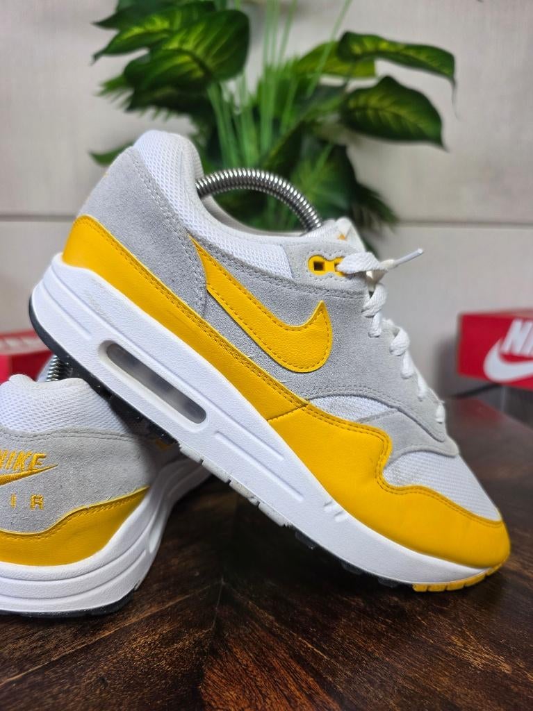 Nike Air Max 1 Essential University Gold maat 42, Wit, Nike, Ophalen of Verzenden, Nike
