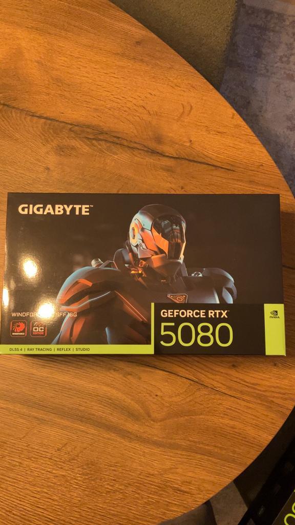 *NIEUW* Gigabyte RTX 5080 Windforce videokaart, Computers en Software, Videokaarten, Nieuw, Nvidia, PCI-Express 5.0, Overige soorten