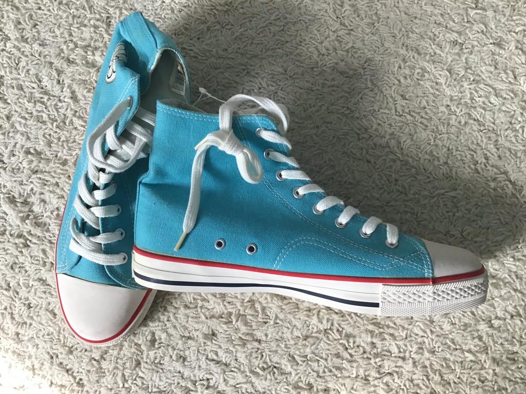 Hoge lichtblauwe gymschoenen dames mt 41, Ophalen of Verzenden, Gedragen, Blauw, Sneakers of Gympen