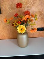 Vase the world artic s mat gold met zijden boeket, Overige materialen, Overige kleuren, Nieuw, Ophalen of Verzenden