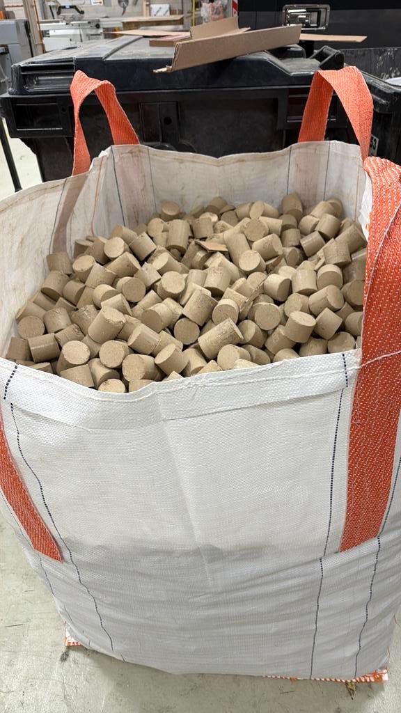 Briketten, gemixt hout., Minder dan 3 m³, Ophalen