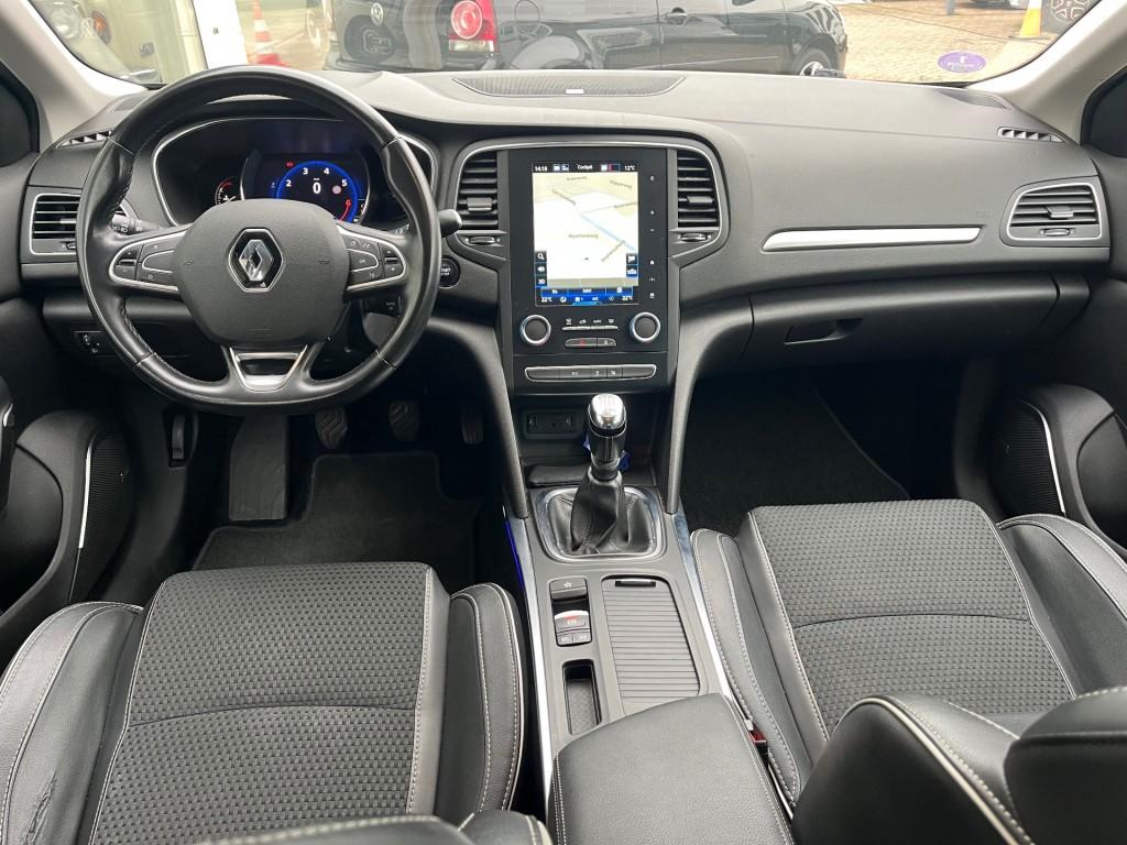 Renault MEGANE 1.3 TCe Bose Clima Cruise PDC Carplay, Voorwielaandrijving, Euro 6, 4 cilinders, 1650 kg