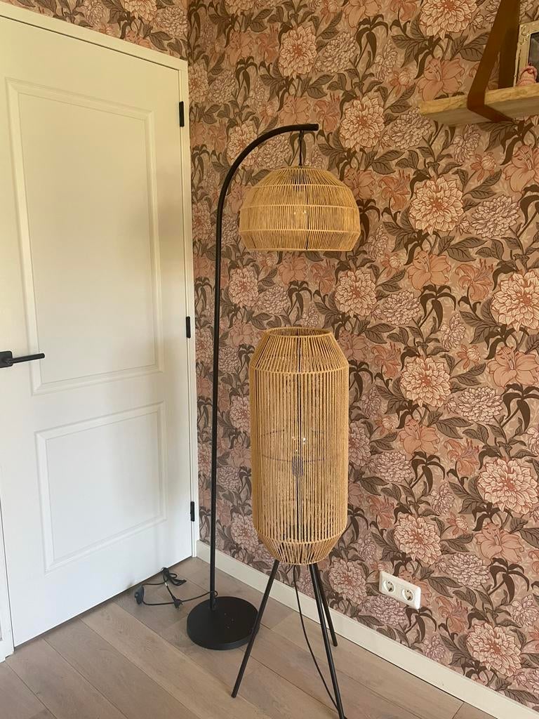 Twee staande lampen zo goed als nieuw., Ophalen of Verzenden, Zo goed als nieuw, 150 tot 200 cm