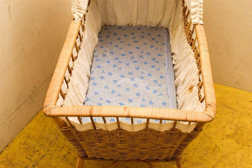 Rotan Wieg 51193, Ophalen of Verzenden