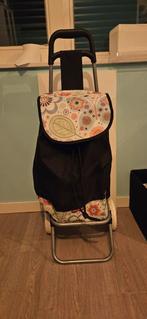 Handige boodschappentrolley met bloemenprint, Ophalen, 40 tot 60 cm, Wieltjes, Gebruikt