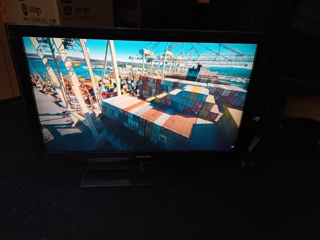 37 inch tv Full Hd, Audio, Tv en Foto, Televisies, Ophalen, 80 tot 100 cm, Zo goed als nieuw, 100 Hz