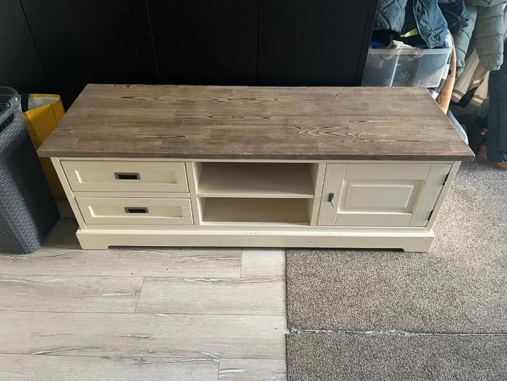 Haco robuuste TV kast met dik houten blad – 145 cm, Huis en Inrichting, Kasten | Televisiemeubels, Gebruikt, Minder dan 100 cm