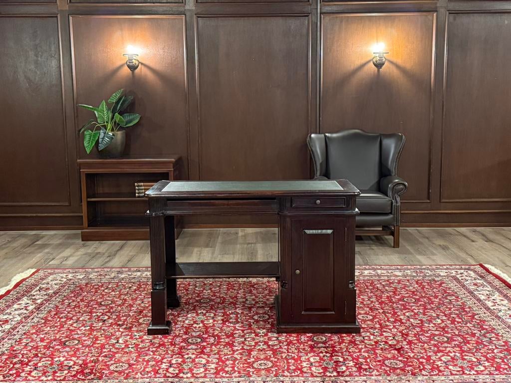 Klassiek Engels bureau #643, Overige typen, Hout, Bruin, Ophalen of Verzenden