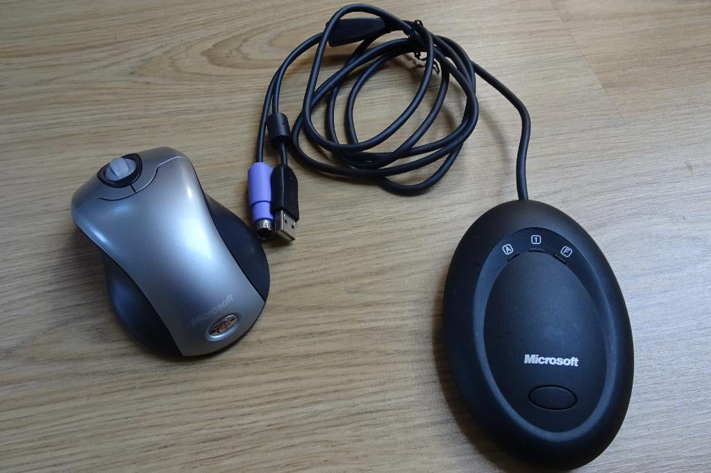 Draadloze muis, Computers en Software, Muizen, Gebruikt, Muis, Rechtshandig, Draadloos, Ergonomisch, Ophalen of Verzenden