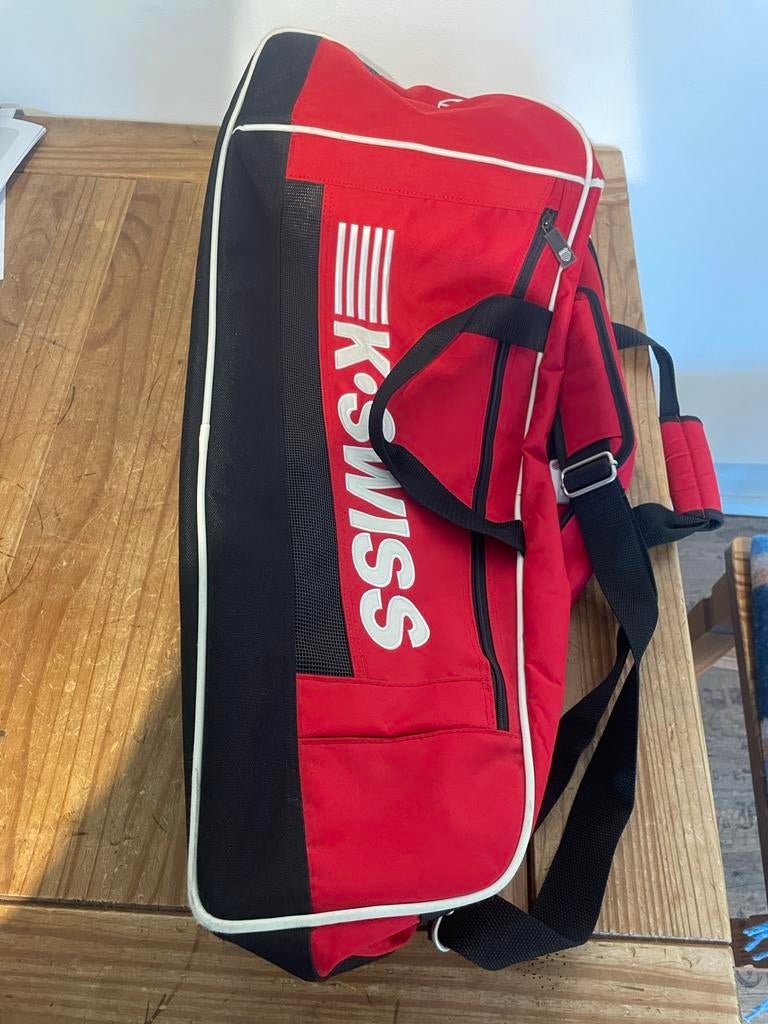 K-Swiss Sporttas voor Tennis / Squash / Badminton, Sport en Fitness, Squash, Gebruikt, Toebehoren, Ophalen of Verzenden