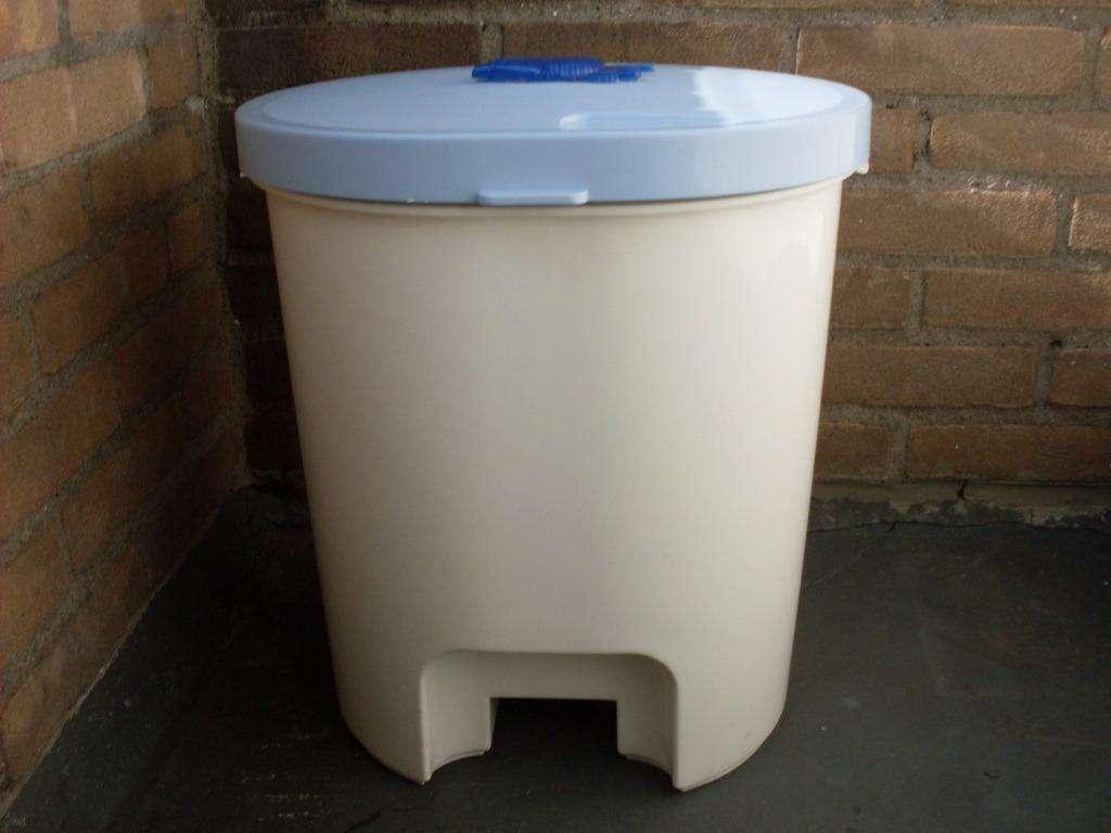 Curver 1000dingen opruimbak, Ophalen, 50 tot 100 cm, Zo goed als nieuw, Minder dan 50 cm