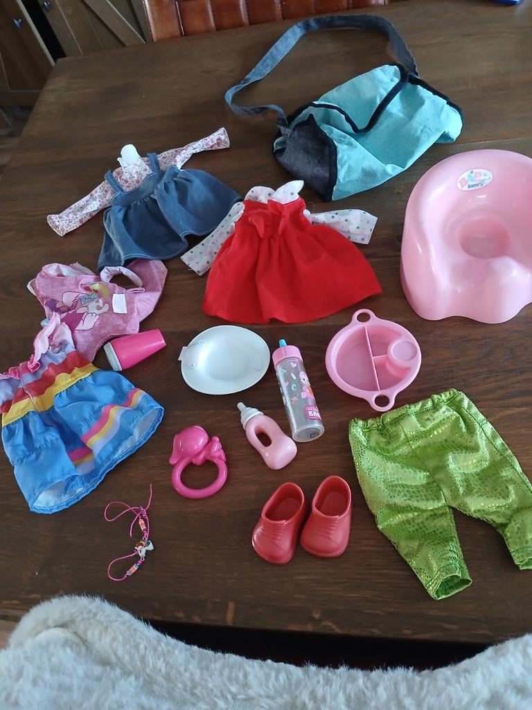 Baby Born poppenkleding en accessoires, Ophalen, Babypop