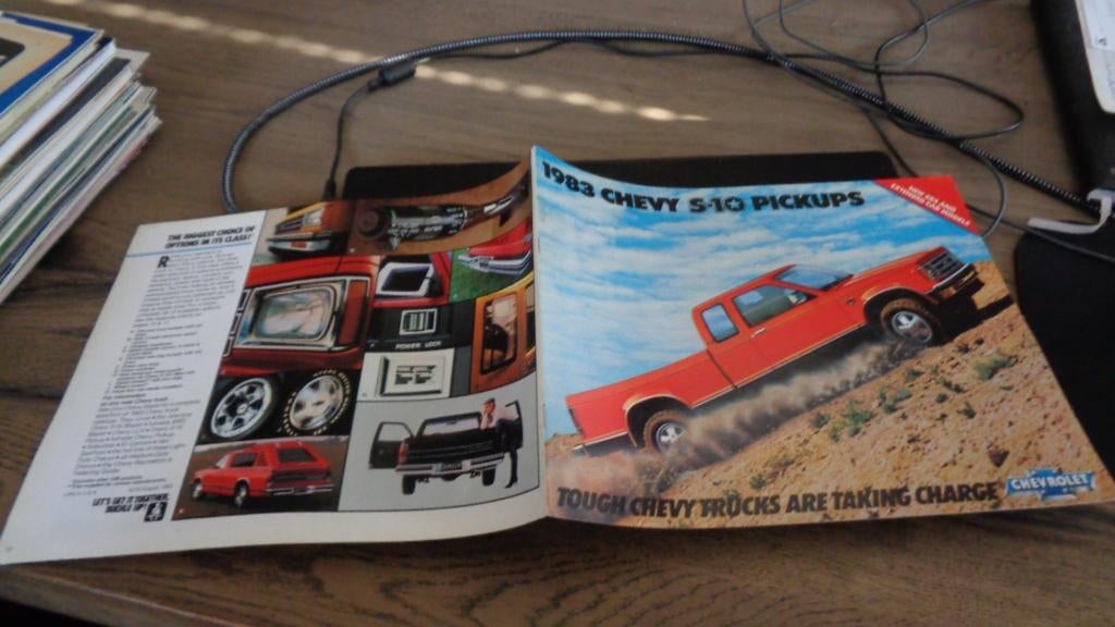 USA Folder CHEVY  S-10  PICKUPS  ,  1983, Verzenden, Nieuw, Overige merken