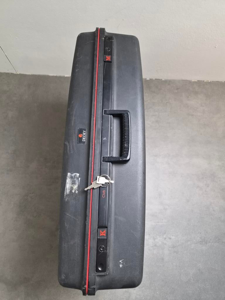 Grote Delsey reiskoffer, Sieraden, Tassen en Uiterlijk, Koffers, Gebruikt, Hard kunststof, 70 cm of meer, Ophalen