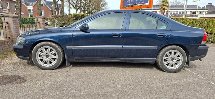 Volvo S60 2.4 D5 AUT 2003 Blauw, Auto's, Volvo, Particulier, S60, ABS, Airbags, Airconditioning, Alarm, Boordcomputer, Centrale vergrendeling