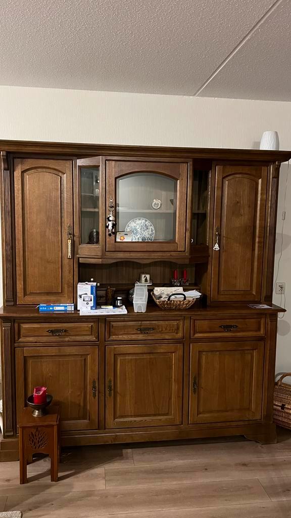 Complete inrichting: slaapkamer, dressoir en vitrinekast, Huis en Inrichting, Complete inboedels, Ophalen
