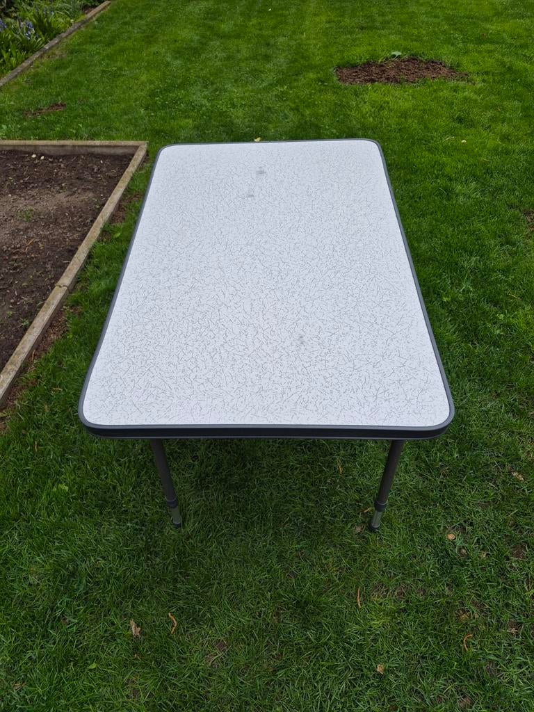 Tafelpoot Opvouwbare campingtafelpoten Draagbare metalen opvouwbare werkbankpoten Verstelbare hoogte Salontafelpoten Outdoor Camping DIY Heavy Duty Bureaupoot (2 sets) (1 set één maat