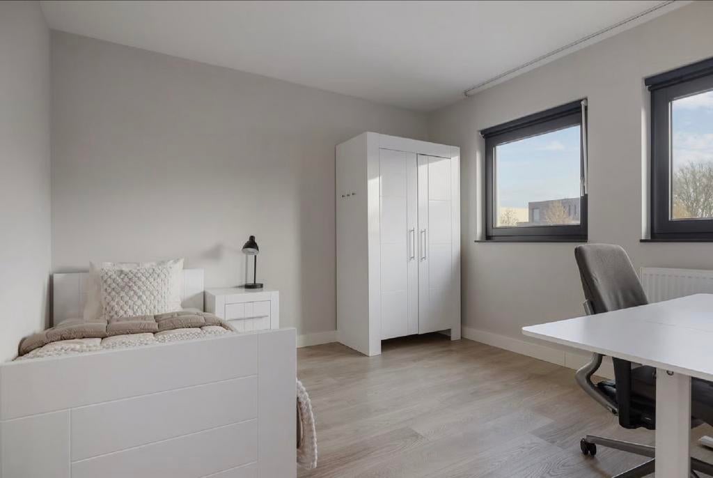 Bopita kinderkamer hoogglans wit, Ophalen, Zo goed als nieuw, Jongetje of Meisje