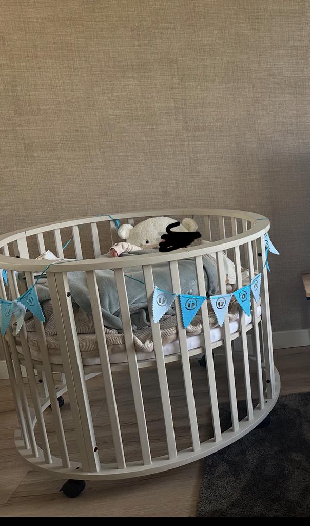 Europe Baby Circa Ronde Box Oatmeal met wieltjes, Kinderen en Baby's, Ophalen, Gebruikt, Rond, Wieltjes