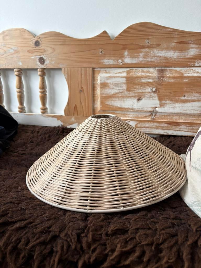 H&M Home rieten lampenkap, Huis en Inrichting, Lampen | Lampenkappen, Ophalen, Zo goed als nieuw, Rond, 25 tot 50 cm