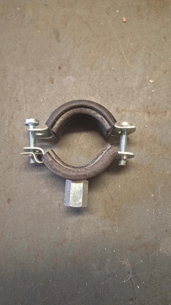 150x Fischer pijpbeugel pijp beugels 25-30mm NIEUW!, Doe-het-zelf en Verbouw, Buizen en Afvoer, Nieuw, Overige typen, Pvc, Minder dan 2 meter