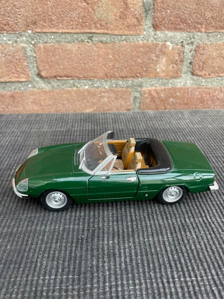 1:24 Metro Alfa Romeo 2000 spider veloce ‘coda tronca’..25,-, Ophalen of Verzenden, Zo goed als nieuw, Auto, Overige merken
