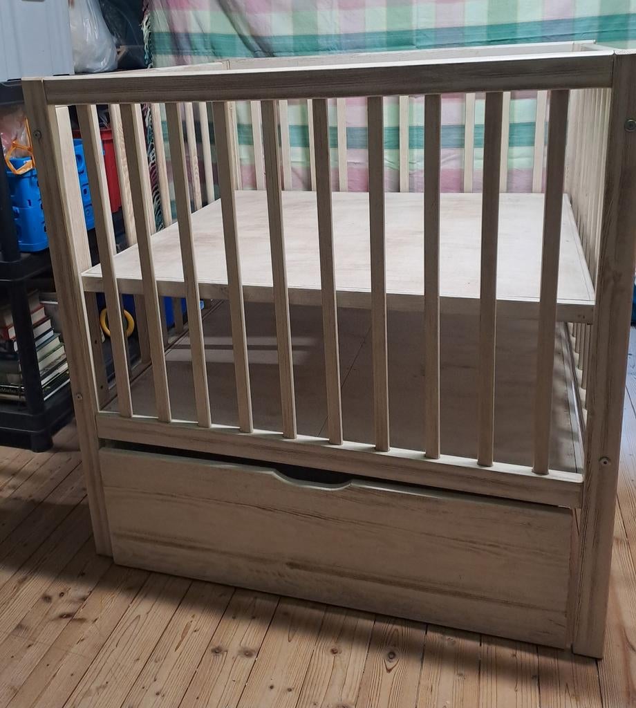 Baby / Kinderbox ( White wash ), Ophalen, Gebruikt, Lade