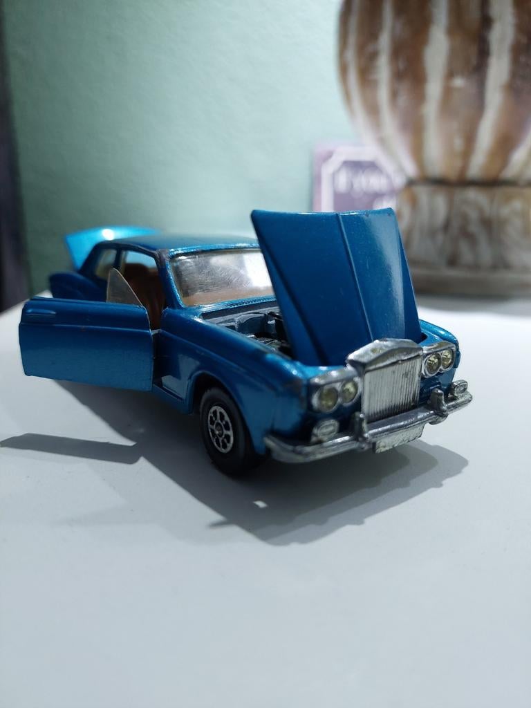 CORGI TOYS WIZZWHEELS: SILVER SHADOW  1:43., Ophalen of Verzenden, Gebruikt, Auto, Corgi