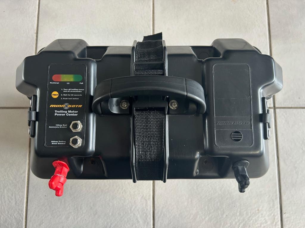 ZGAN ! Minn Kota Trolling Power Center 60A accubak., Ophalen of Verzenden, Zo goed als nieuw, Overige typen