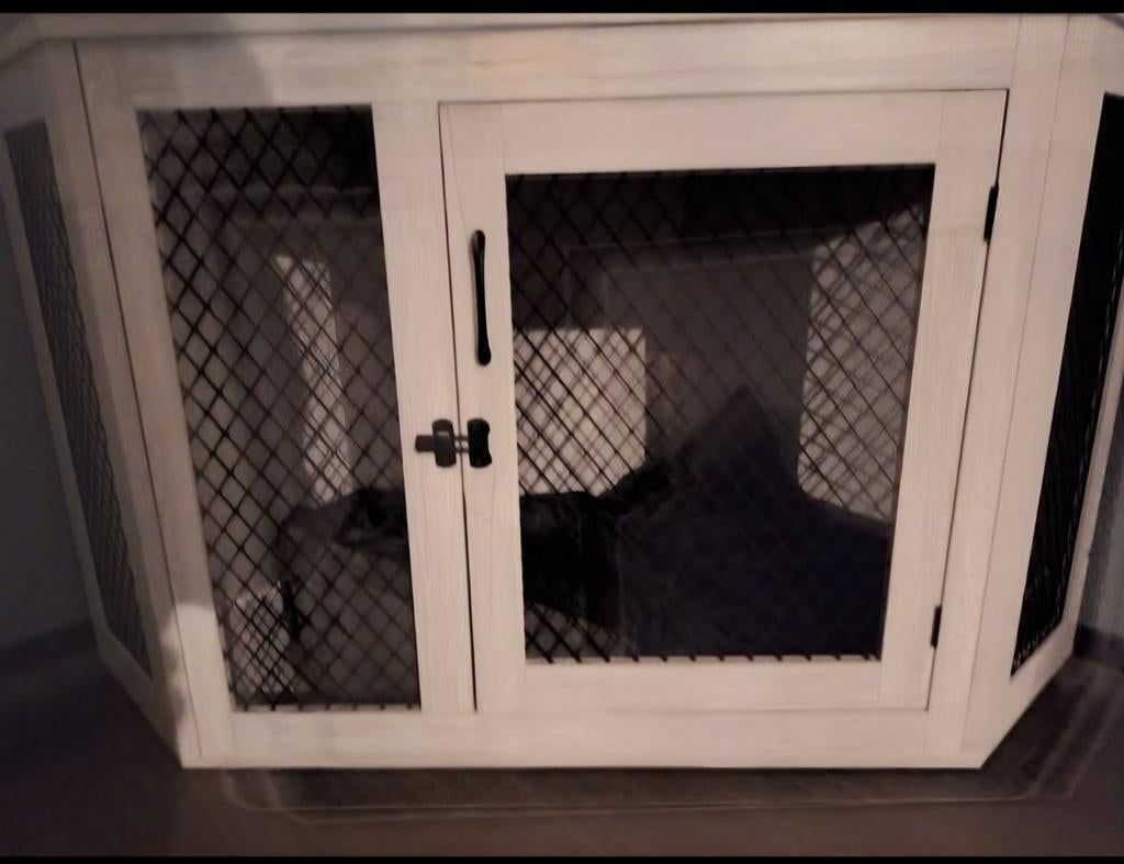 Mooie hoekhondenbench(meubel), Ophalen, Zo goed als nieuw, 110 cm of meer, 65 tot 100 cm