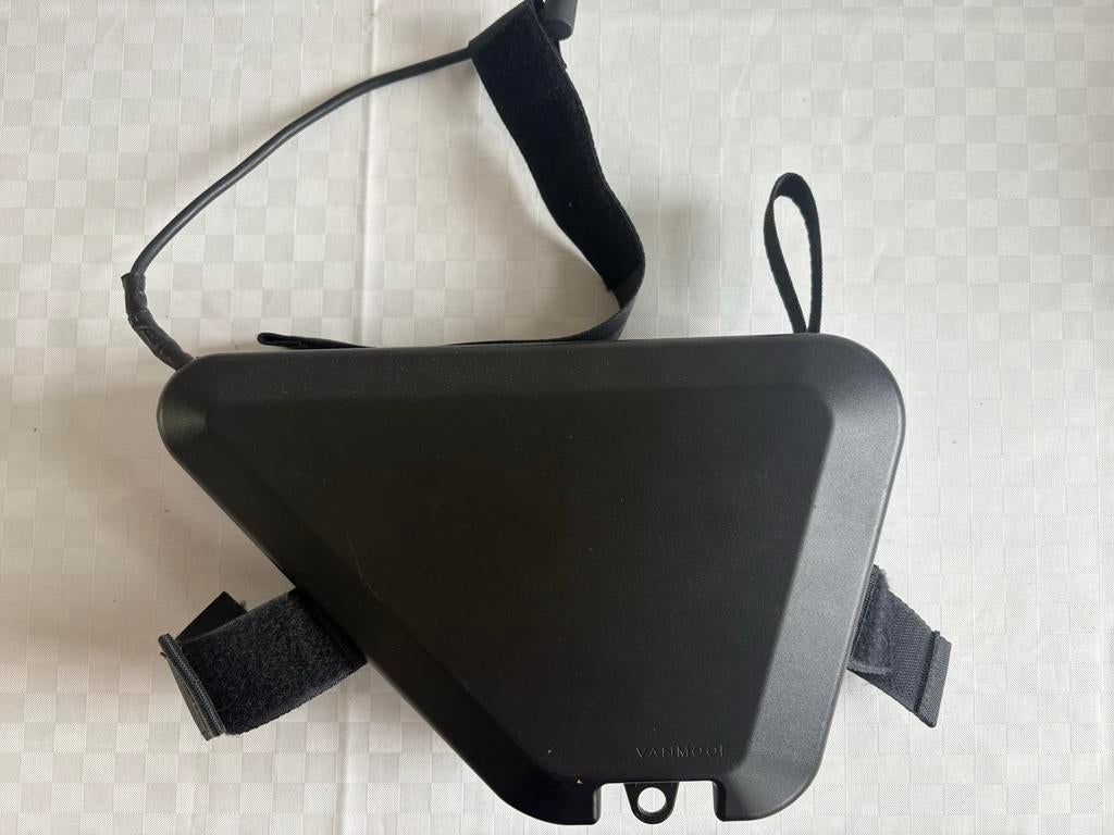 VanMoof powerbank 2 stuks, Ophalen, Gebruikt