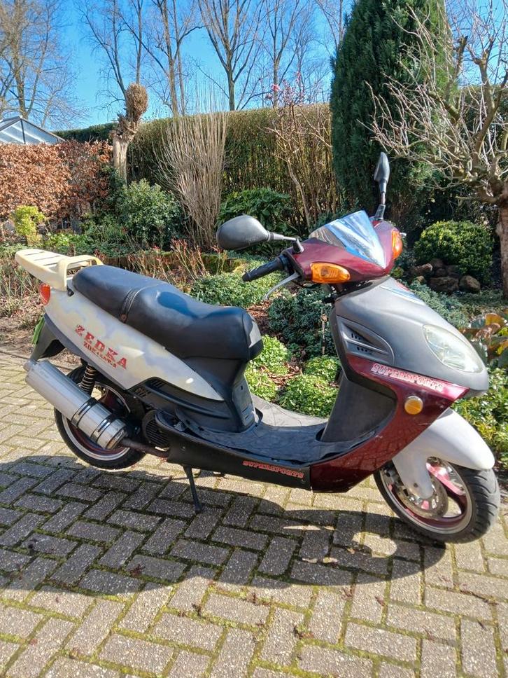 Zedka ZDK 150 T2 motorscooter, Fietsen en Brommers, Brommeronderdelen | Scooters, Gebruikt, Overige merken, Ophalen of Verzenden