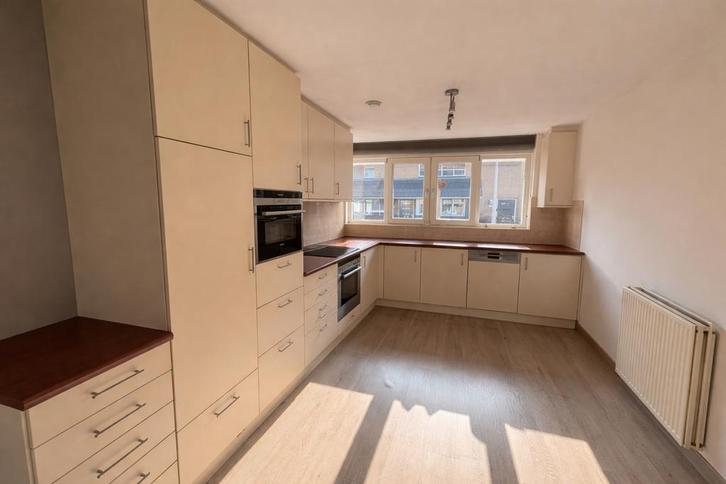 Grote complete keuken, gebroken wit, Huis en Inrichting, Keuken | Complete keukens, Gebruikt, Hoekkeuken, Wit, Overige materialen