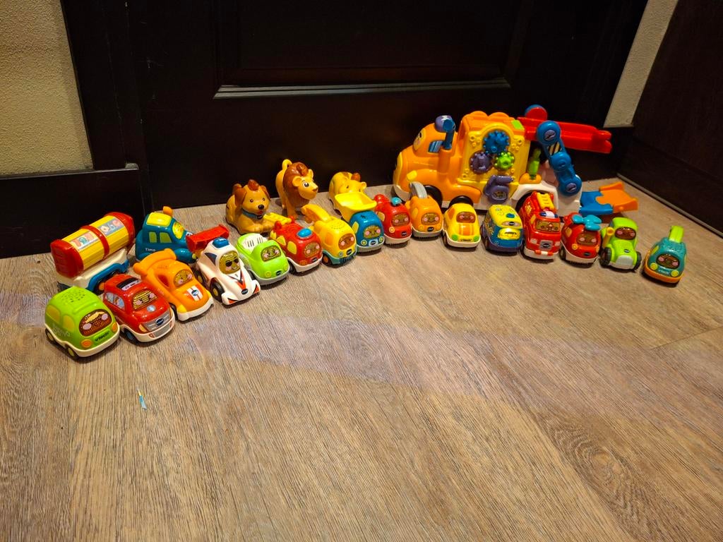 Grote VTech Toet Toet Auto's collectie met wegdelen, Kinderen en Baby's, Speelgoed | Vtech, Gebruikt, 2 tot 4 jaar, Ophalen