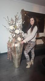 Uniek handgemaakt bloemstuk met kunstbloemen en hout, Ophalen