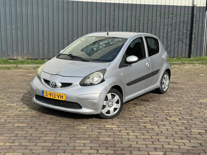 Toyota Aygo 1.0-12V + Automaat, Auto's, Toyota, Bedrijf, Te koop, Aygo, ABS, Airbags, Airconditioning, Alarm, Centrale vergrendeling