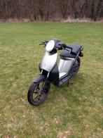 Electrische Scooter Torrot Muvi 32km 16i nch Velgen, Fietsen en Brommers, Ophalen, Gebruikt, Overige typen, Overige merken