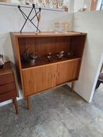 Vintage Mid-Century  deeens schuifdeur kastje boekenkast, Huis en Inrichting, Kasten | Boekenkasten, Ophalen, Gebruikt, Mid-Century