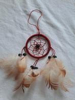 Rode Dromenvanger met Veren - Handgemaakt, Huis en Inrichting, Woonaccessoires | Overige, Ophalen of Verzenden, Zo goed als nieuw