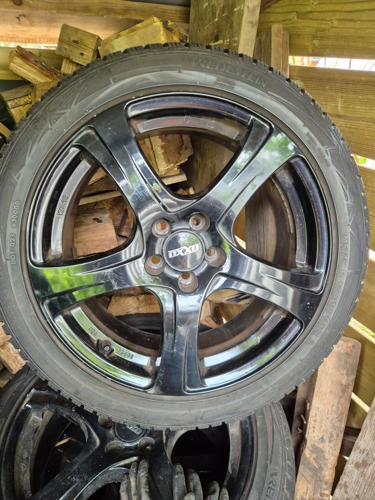 Velgen Seat Ibiza 2017-> met zgan Vredestein Winterbanden, Ophalen, 215 mm, Banden en Velgen, 17 inch