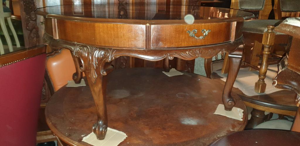 Barok salontafel met lade, Ophalen