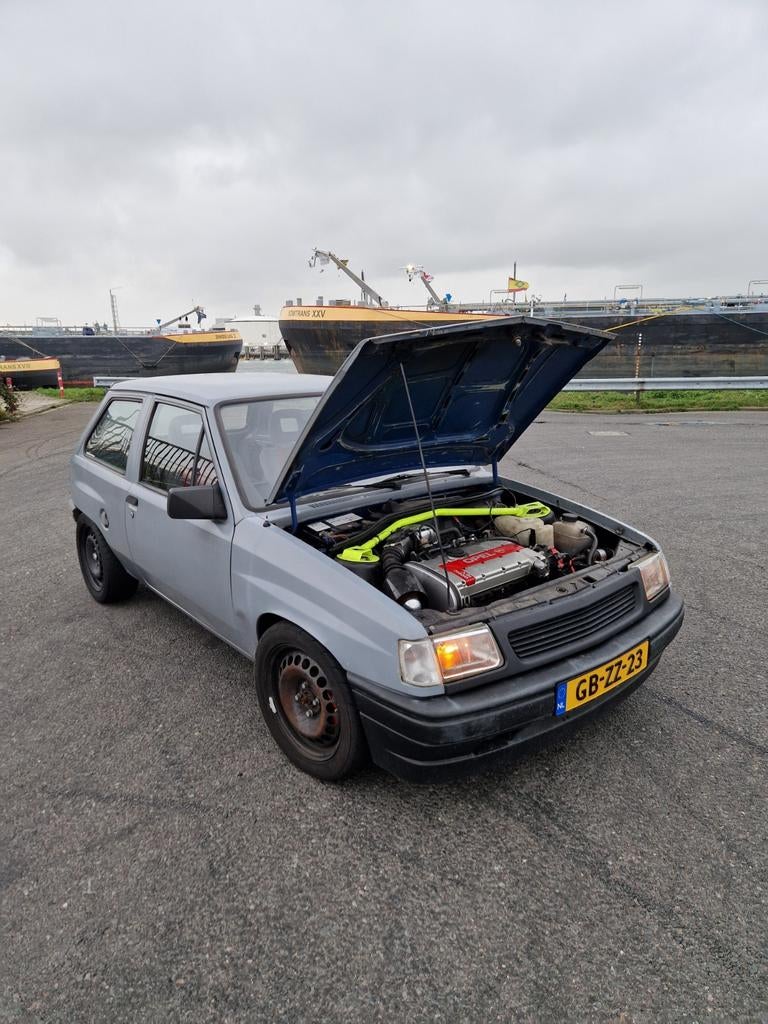 Opel Corsa A 2.0 16v C20XE, Auto's, Opel, Voorwielaandrijving, Origineel Nederlands, 400 kg, Handgeschakeld