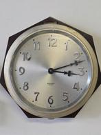 Bayard hangklok bakeliet, Antiek en Kunst, Antiek | Klokken, Ophalen of Verzenden