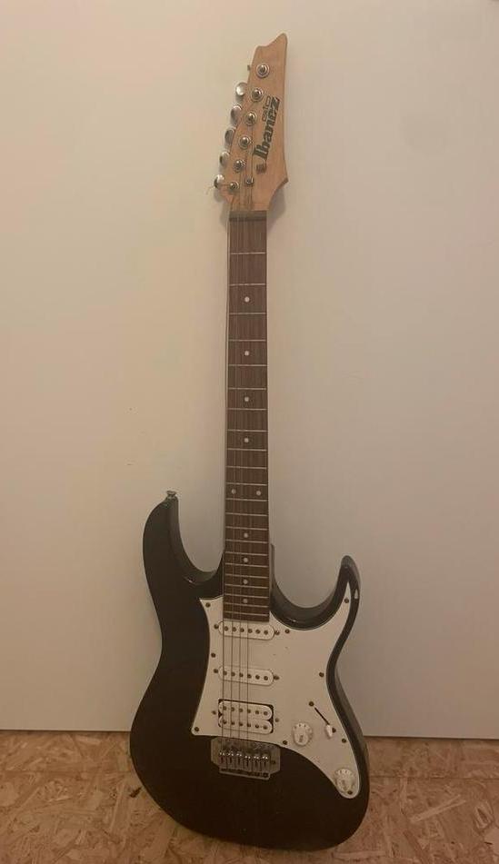 Ibanez electriche gitaar, Muziek en Instrumenten, Snaarinstrumenten | Gitaren | Elektrisch, Ophalen of Verzenden, Gebruikt, Solid body