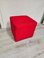 Rode poef voor €25,-, Ophalen, Minder dan 50 cm, Gebruikt, Rond