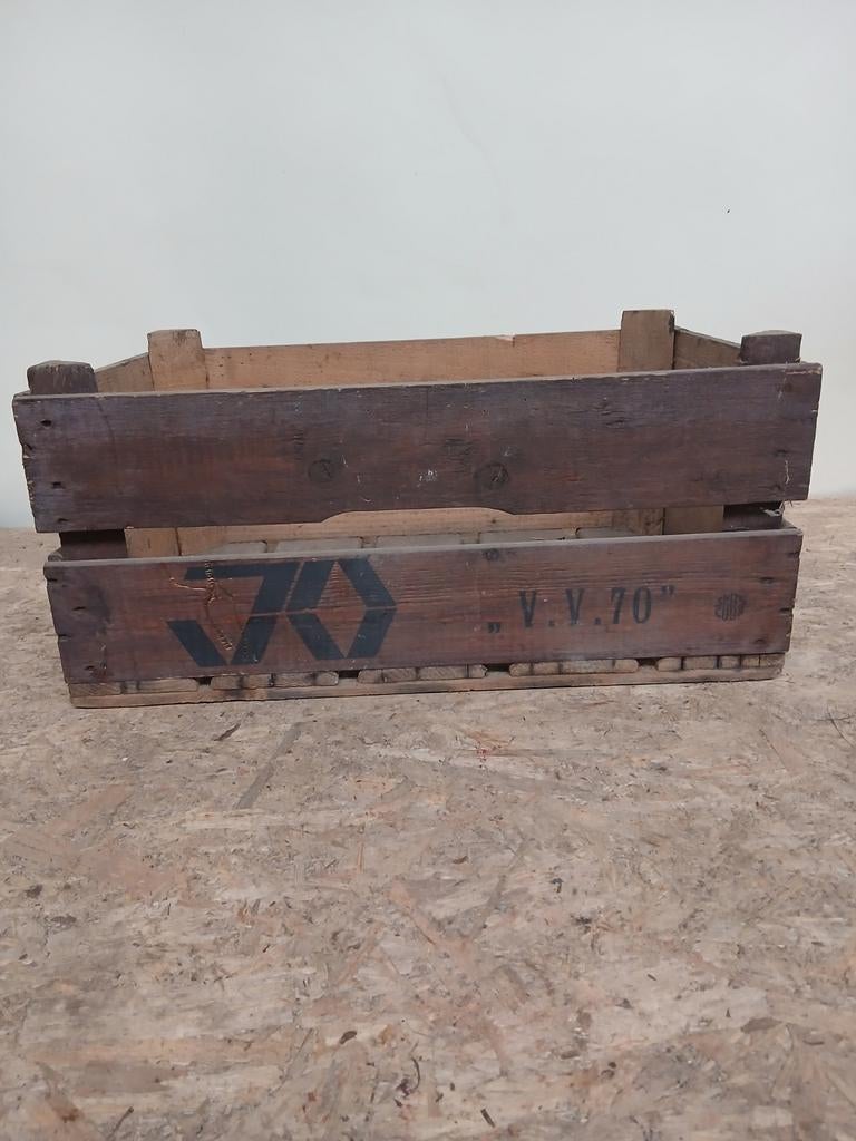 Houten kist met opdruk "V.V. 70", Ophalen of Verzenden