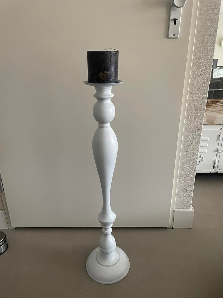 Hoge kandelaar, Ophalen, Zo goed als nieuw